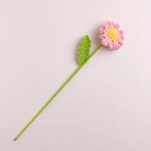 Kleine Gänseblümchen-häkelblume Handgemachtes Gestricktes Blumengeschenk Für Liebhaber - MadeMineDE